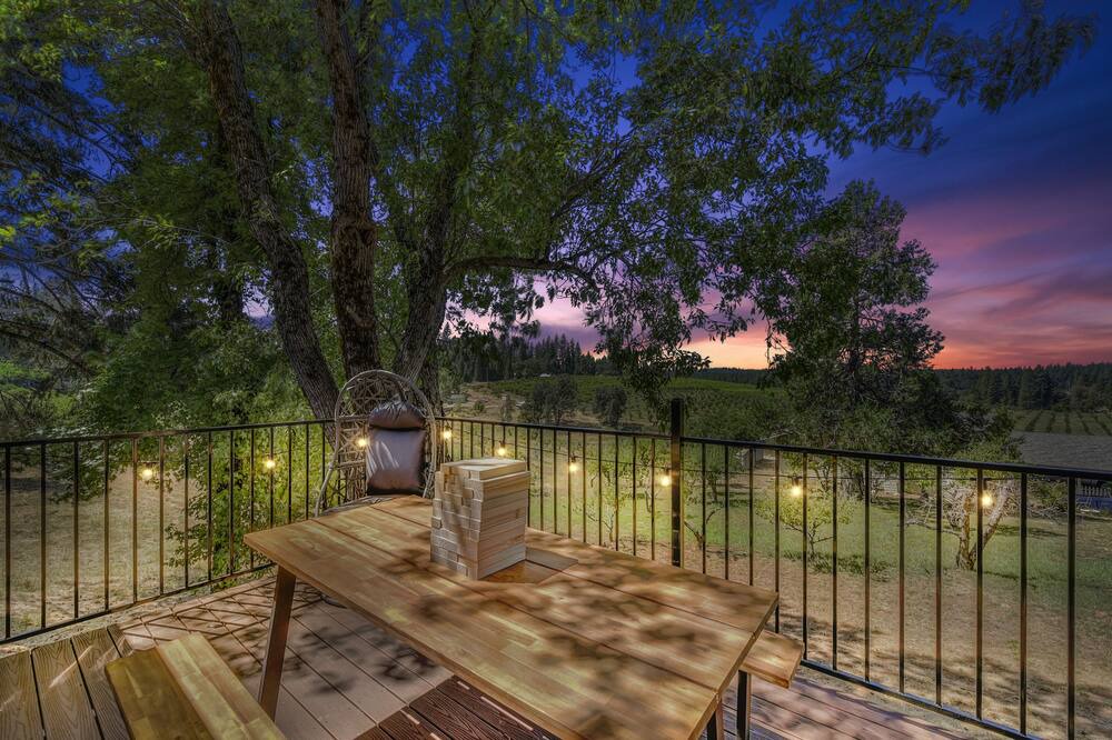Photo of Patio Balcony in Apple Hill