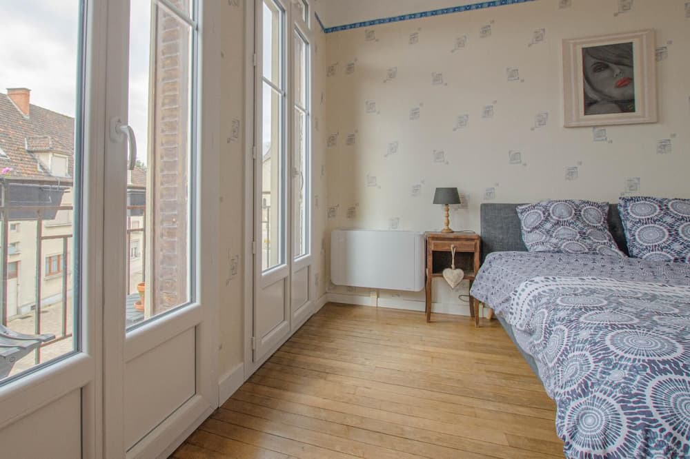 Photo of Bedroom in Chaource