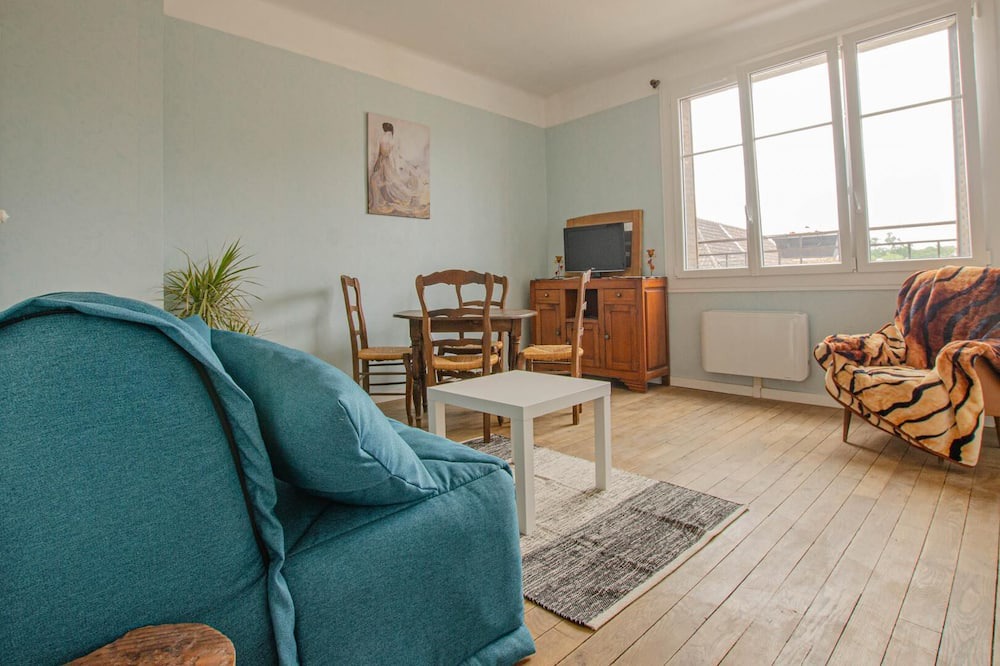 Photo of Livingroom in Chaource