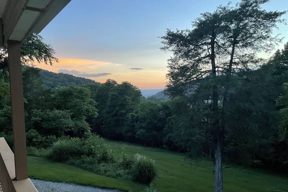 Photo of Outdoor in Stanley