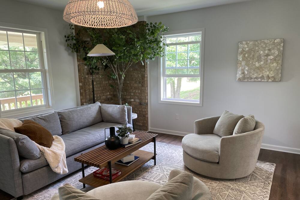 Photo of Livingroom in Stanley