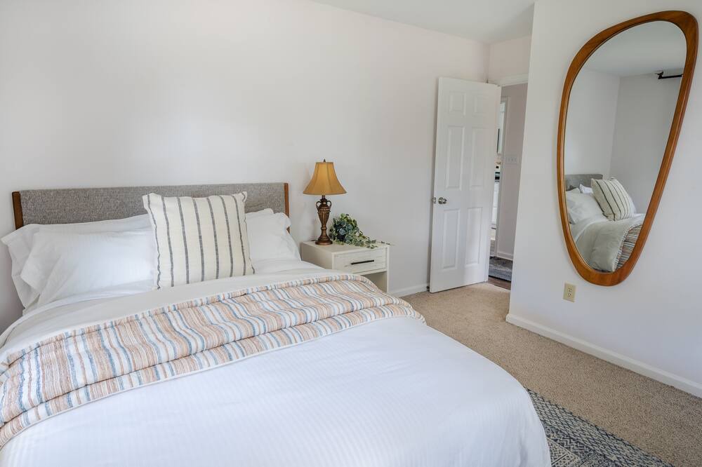 Photo of Bedroom in Stanley