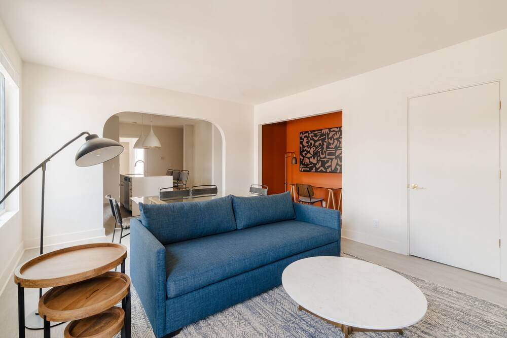 Photo of Livingroom in Five Points
