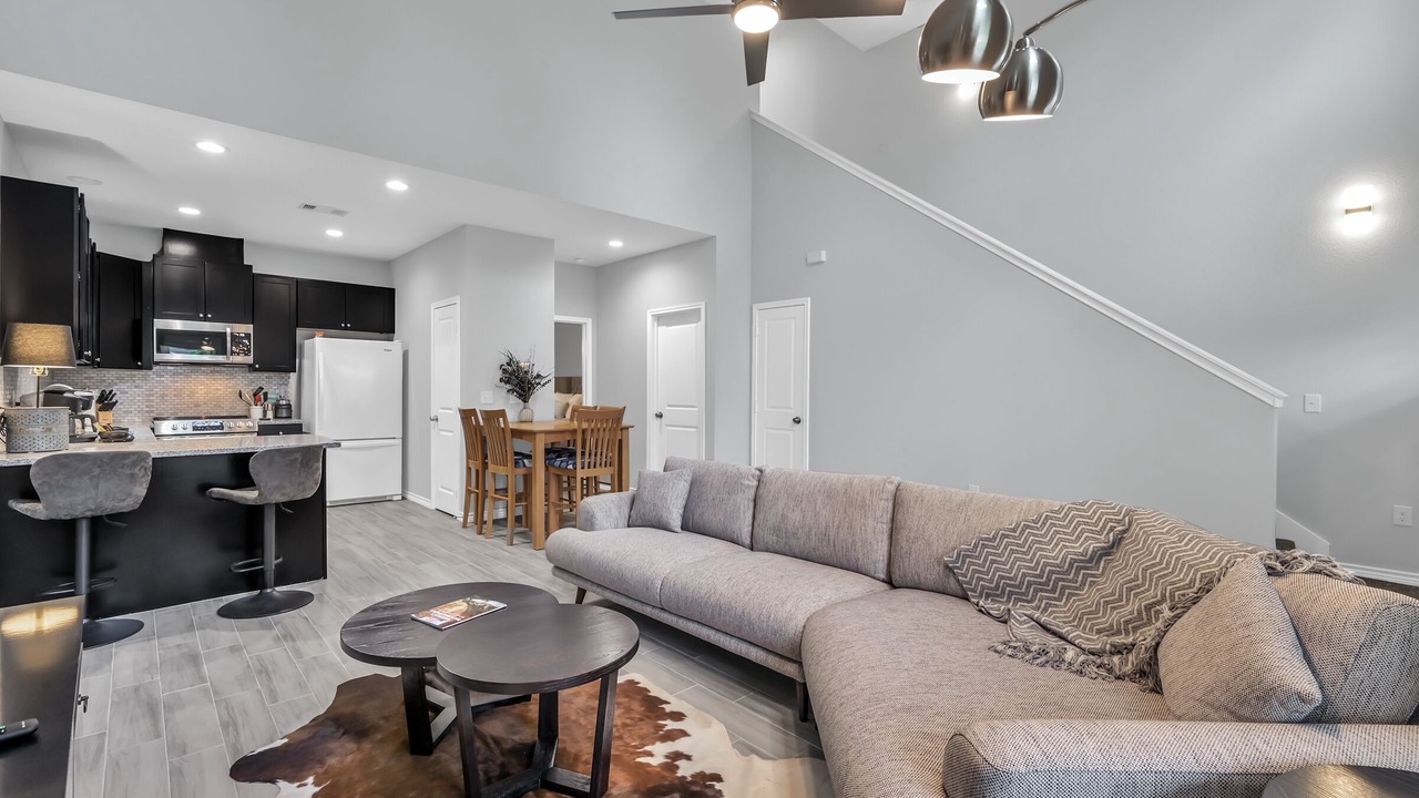Photo of Livingroom in Montgomery