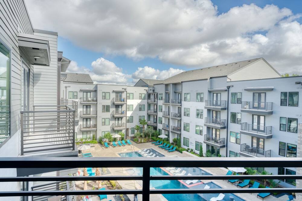 Photo of Patio Balcony in Govalle