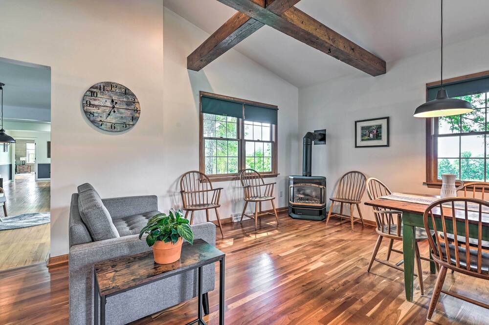 Photo of Others in Central Bridge