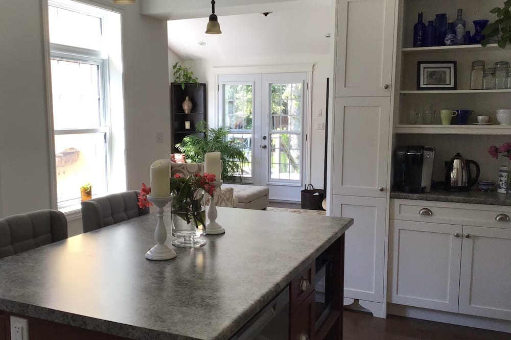 Photo of Kitchen in Napanee