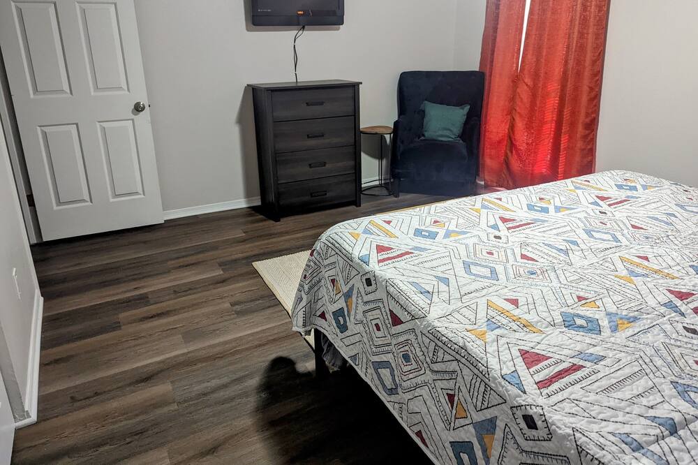 Photo of Bedroom in Shreveport