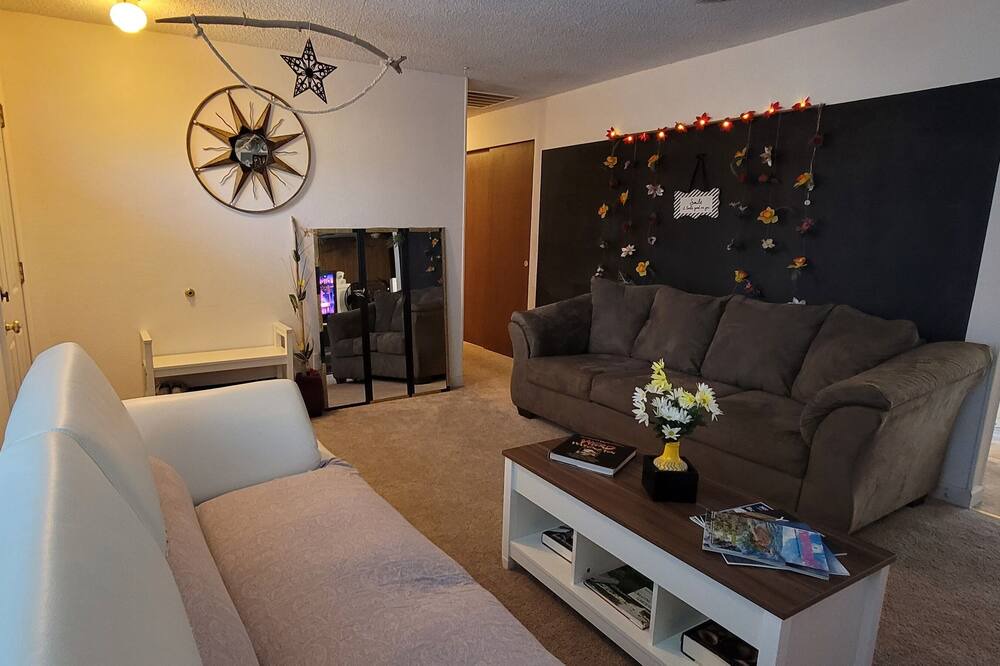 Photo of Livingroom in Oak Harbor