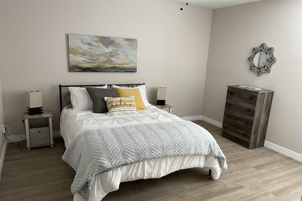 Photo of Bedroom in Prairie Creek