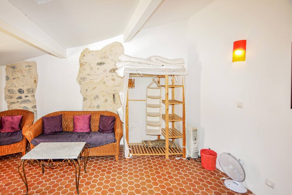 Photo of Bedroom in Estagel