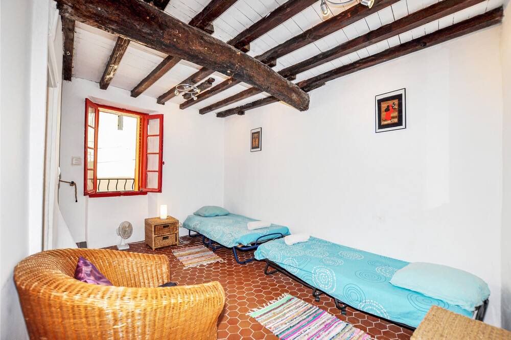 Photo of Others in Estagel