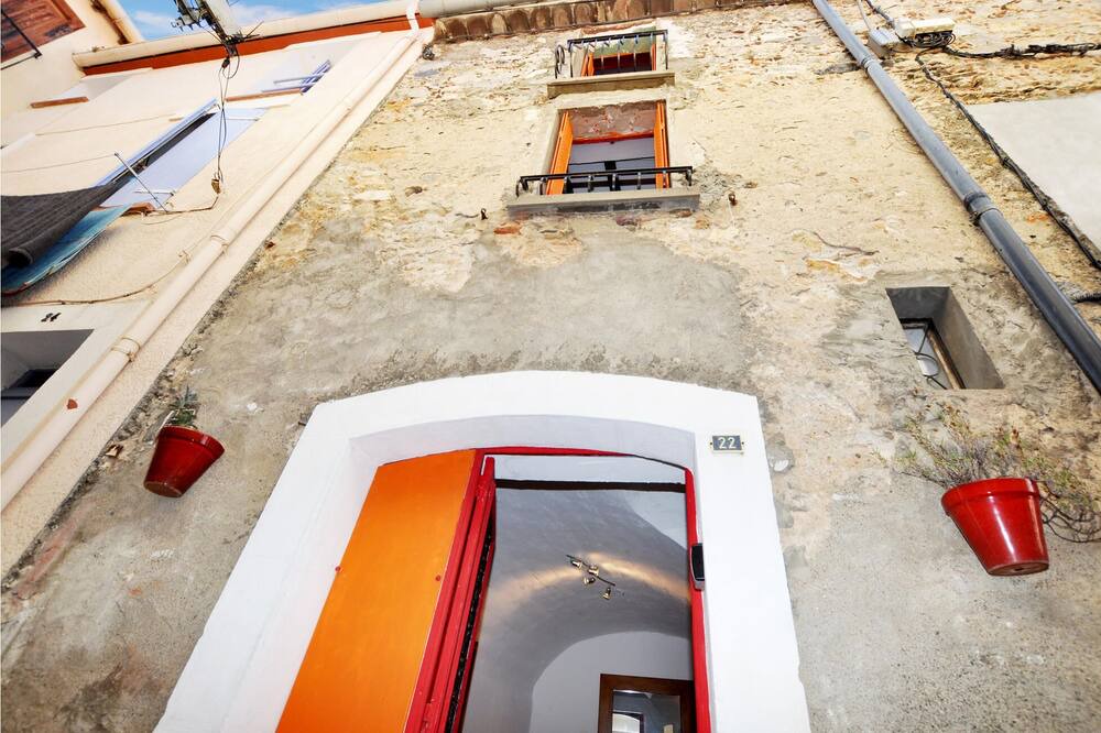 Photo of Others in Estagel