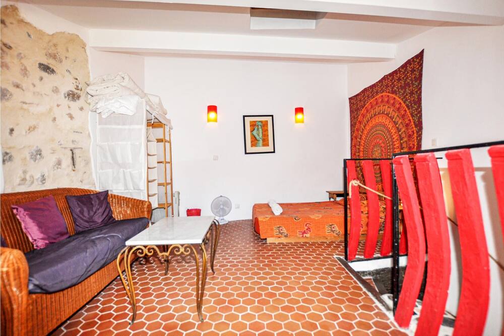 Photo of Bedroom in Estagel