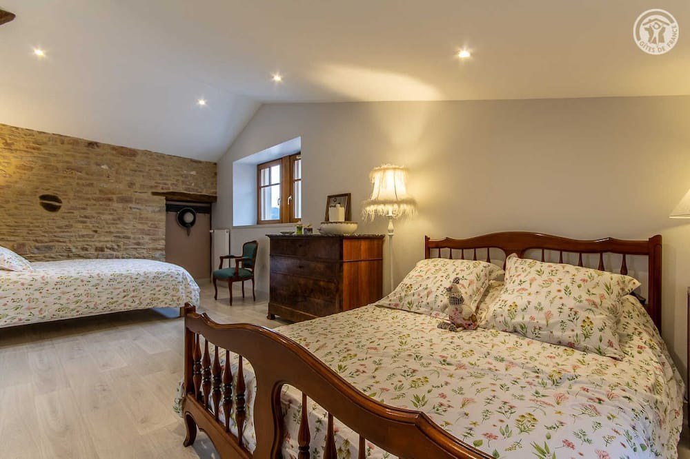 Photo of Bedroom in Solutre-Pouilly