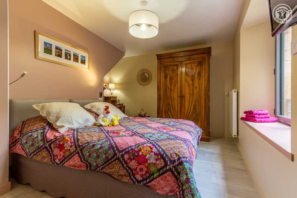 Photo of Bedroom in Solutre-Pouilly