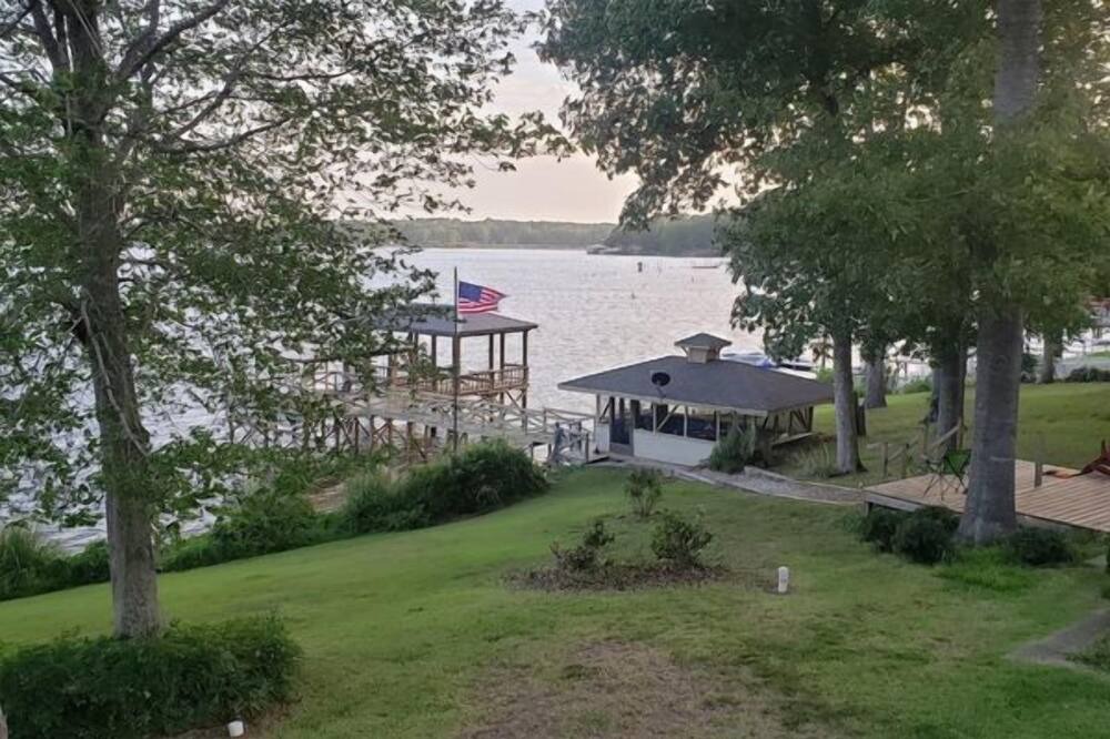 Photo of Outdoor in Hemphill