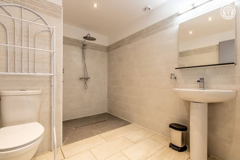 Photo of Bathroom in Pontoux