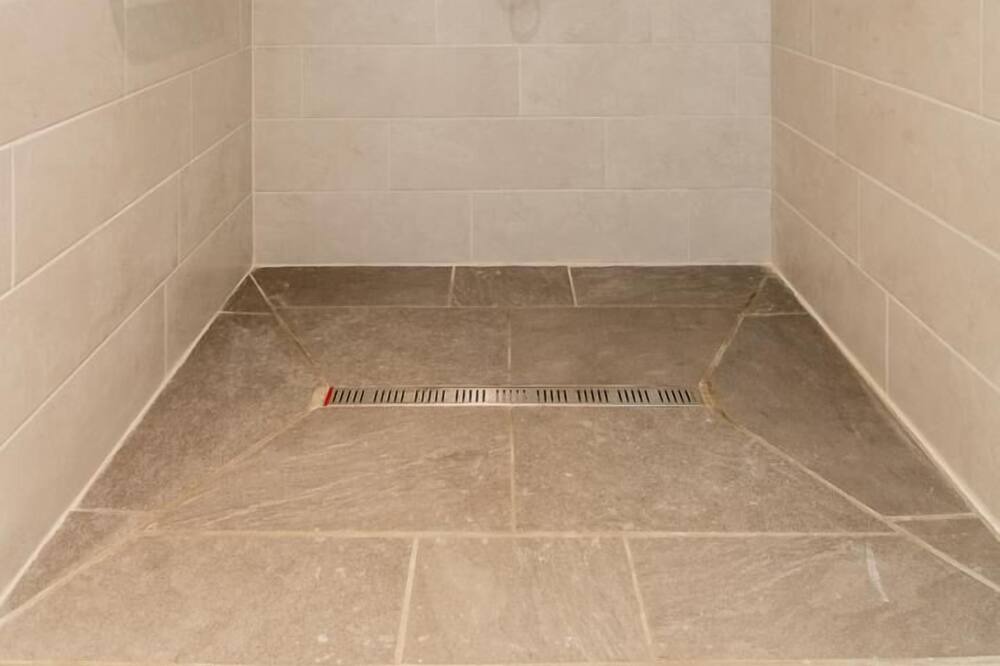 Photo of Bathroom in Pontoux