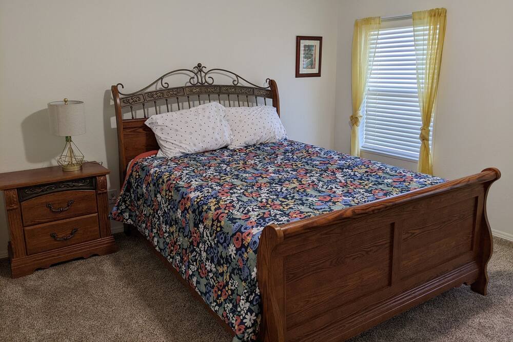 Photo of Bedroom in Billings