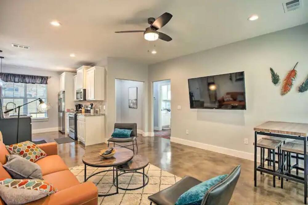 Photo of Livingroom in Denison
