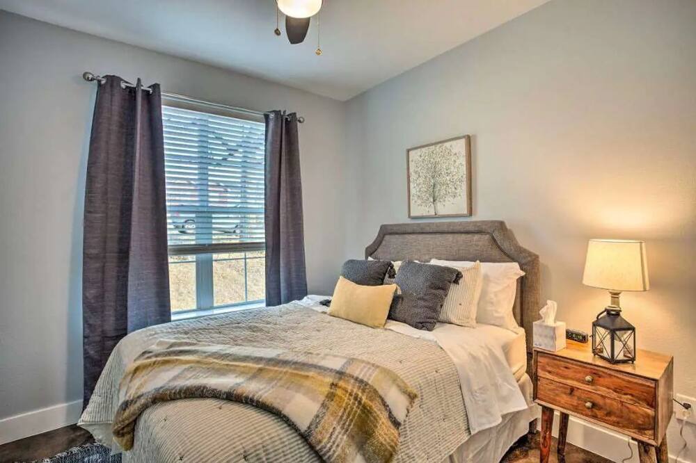 Photo of Bedroom in Denison