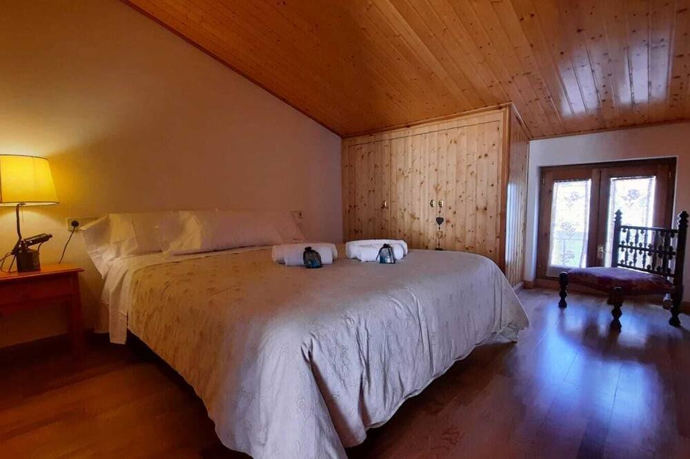 Photo of Bedroom in Cervia de Les Garrigues