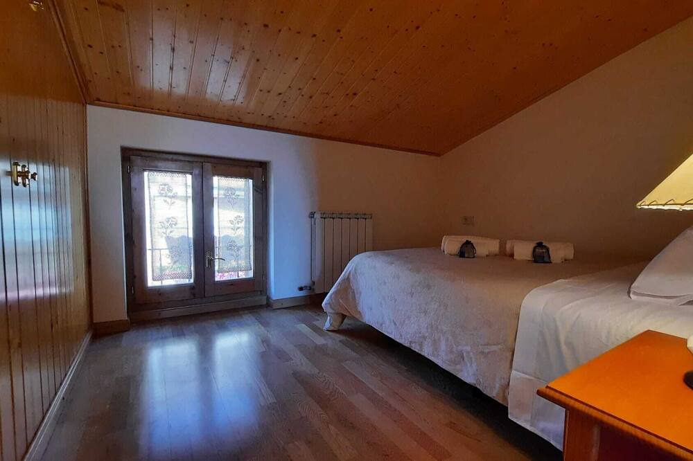 Photo of Bedroom in Cervia de Les Garrigues