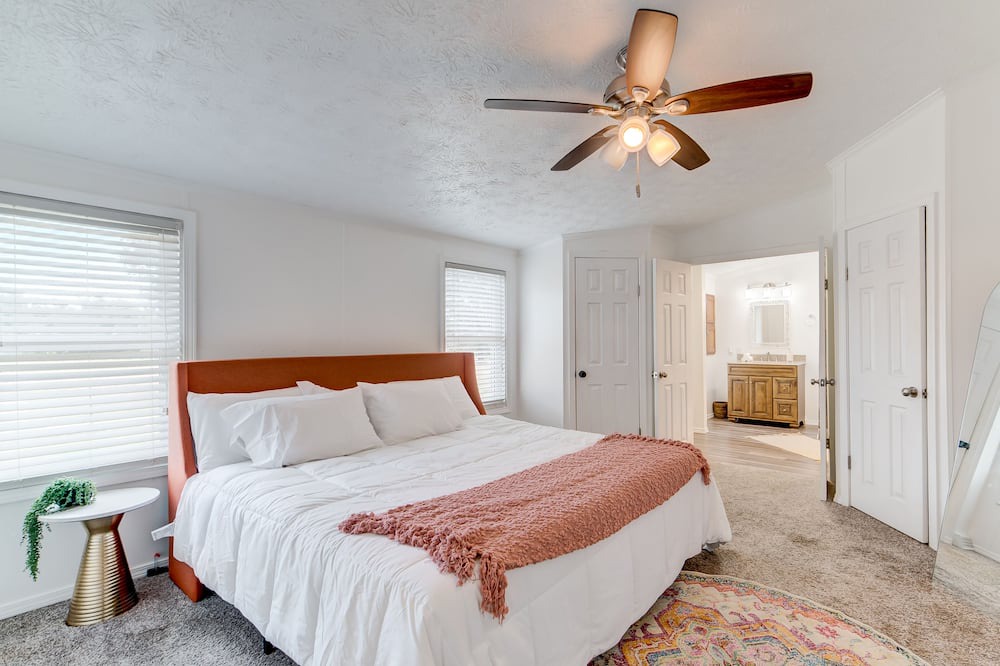 Photo of Bedroom in Bartlesville