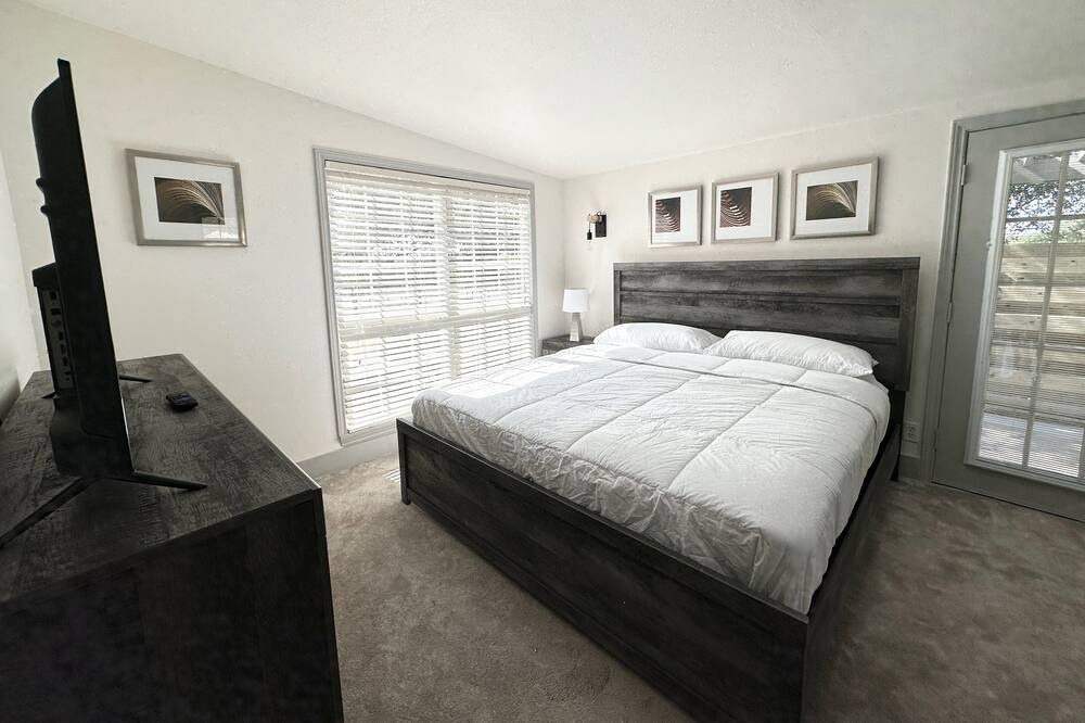 Photo of Bedroom in Driftwood