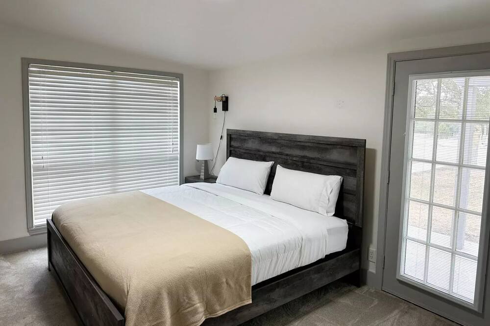 Photo of Bedroom in Driftwood