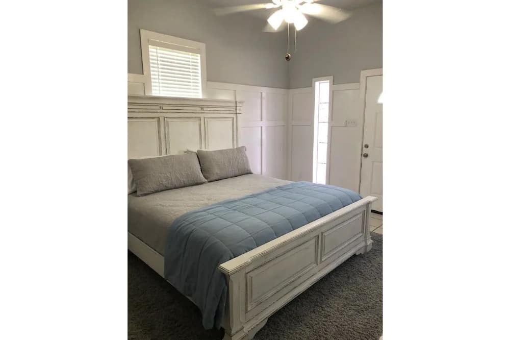 Photo of Bedroom in San Jacinto