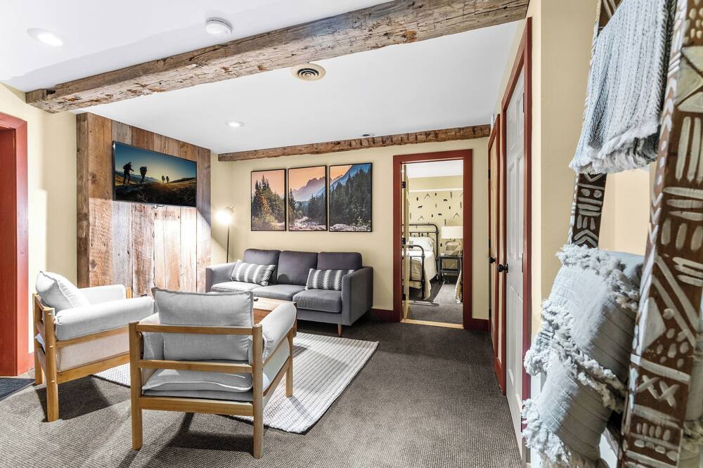 Photo of Bedroom in Ellicottville