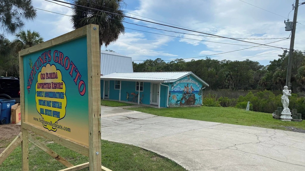 Photo of Outdoor in Weeki Wachee Gardens