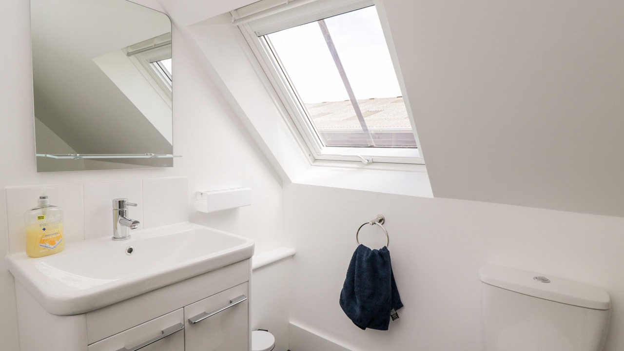 Photo of Others in South Leigh