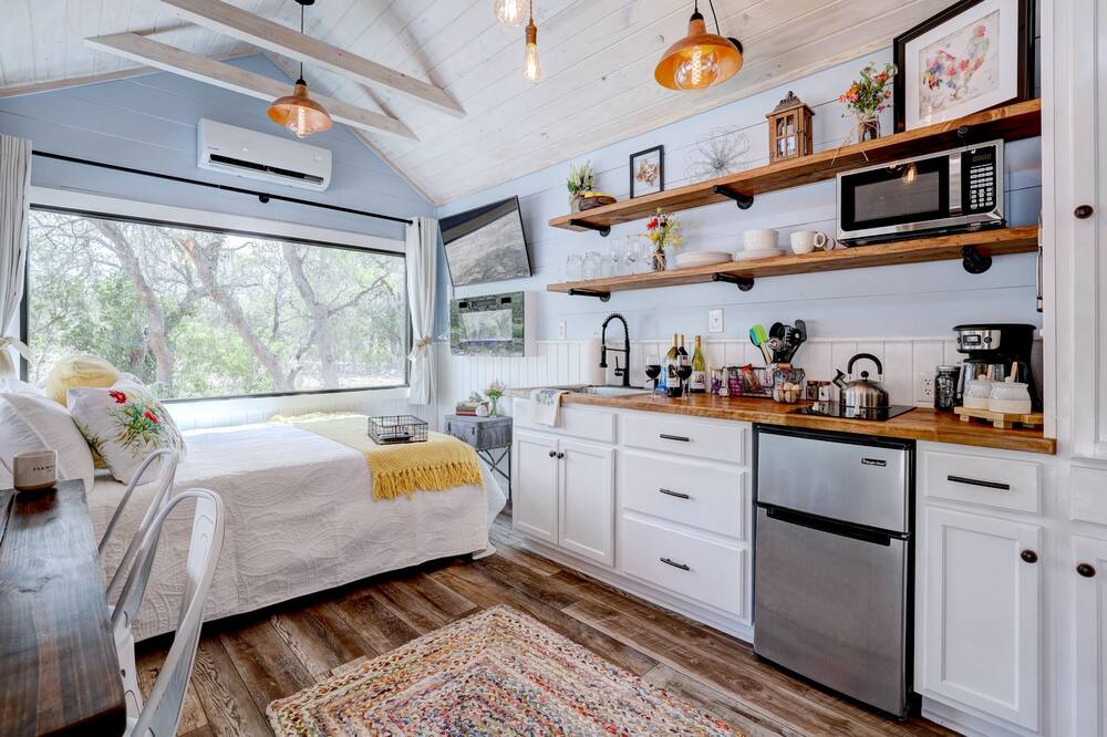 Photo of Bedroom in Hondo