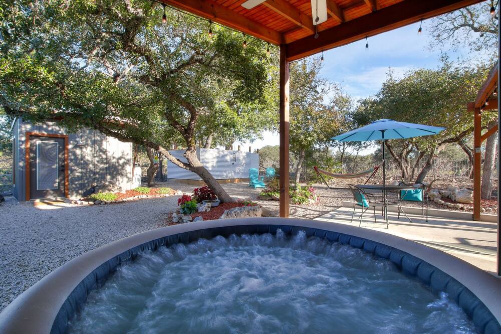 Photo of Bathroom in Hondo