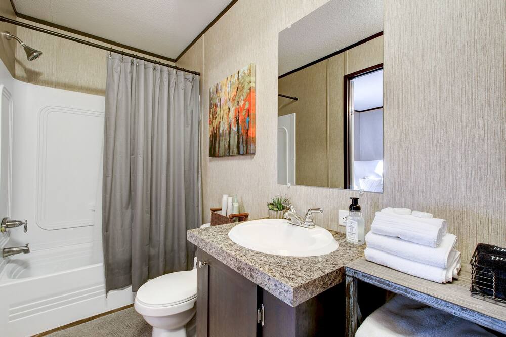 Photo of Bathroom in Hondo