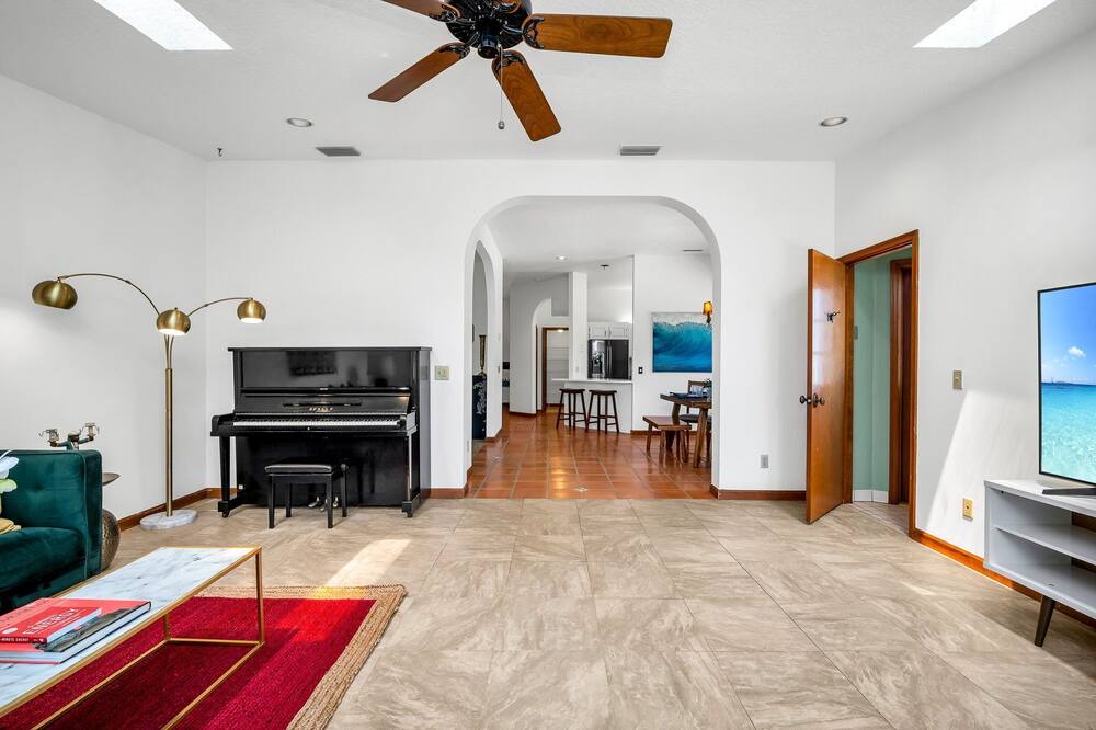 Photo of Bedroom in Lake Worth