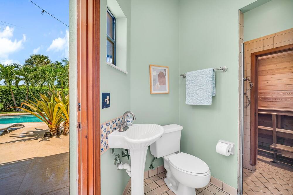 Photo of Outdoor in Lake Worth