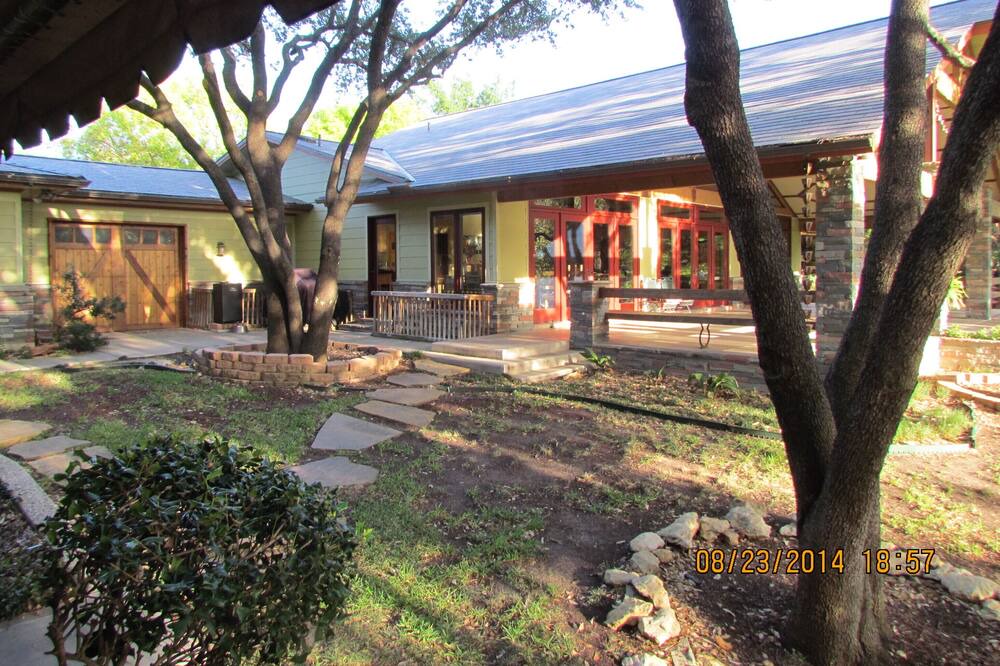 Photo of Outdoor in Fort Worth
