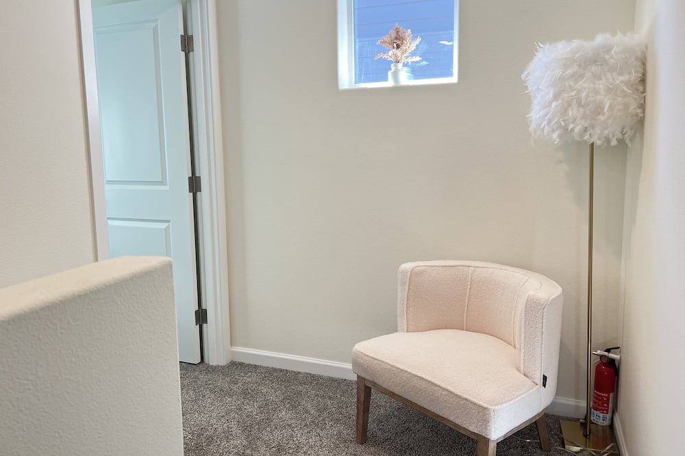 Photo of Others in Pleasant Valley