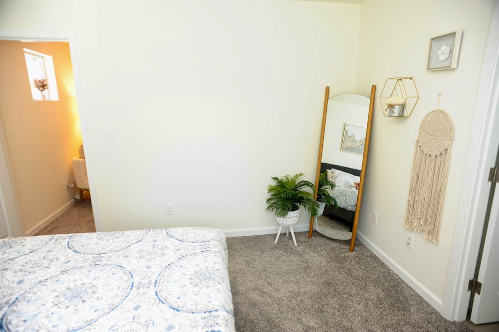 Photo of Bedroom in Pleasant Valley