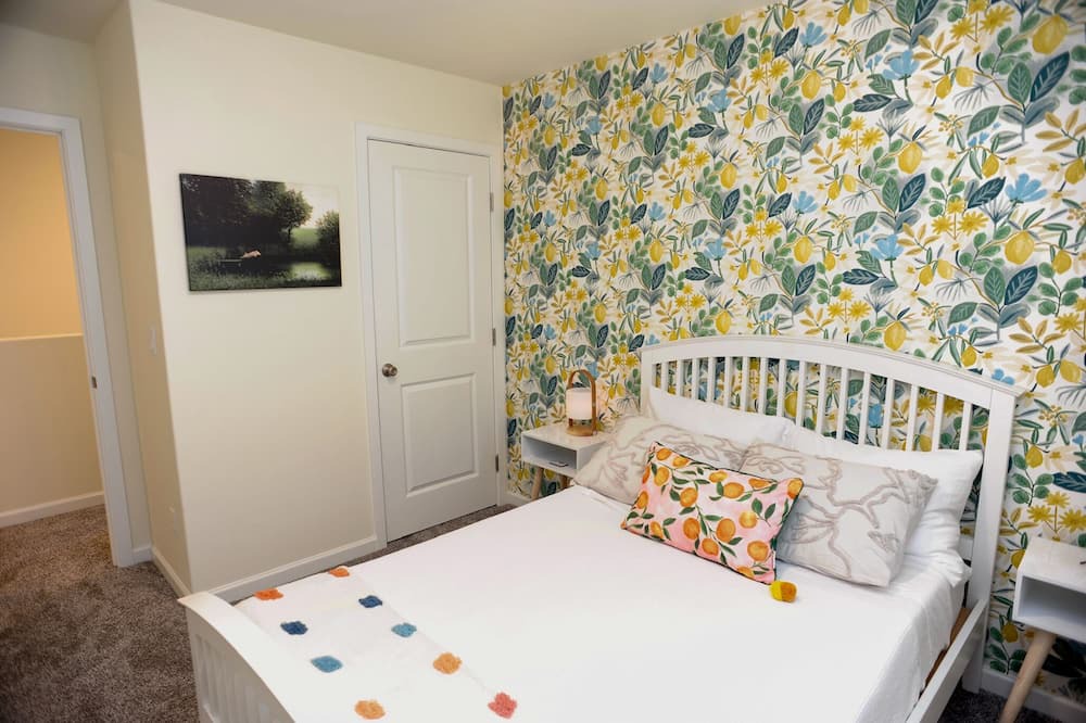 Photo of Others in Pleasant Valley