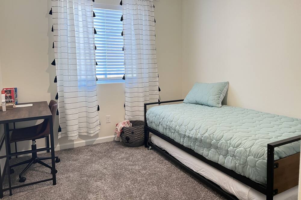 Photo of Bedroom in Pleasant Valley