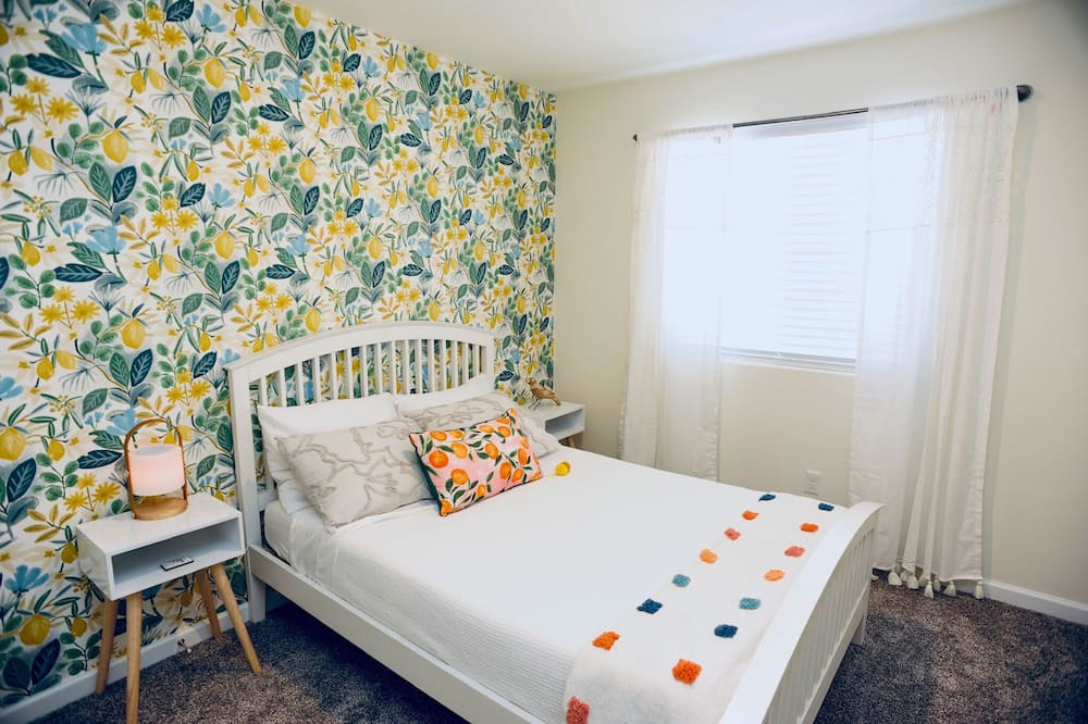 Photo of Bedroom in Pleasant Valley