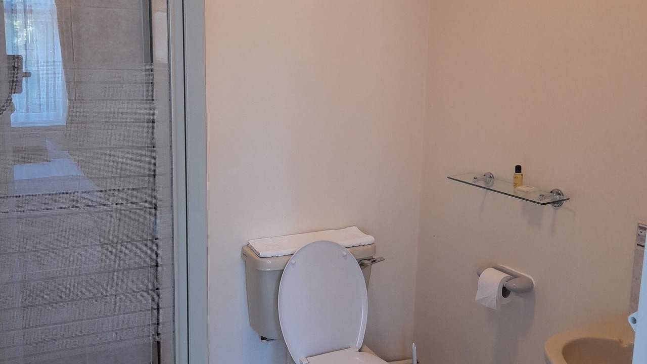 Photo of Bathroom in Rogerstone