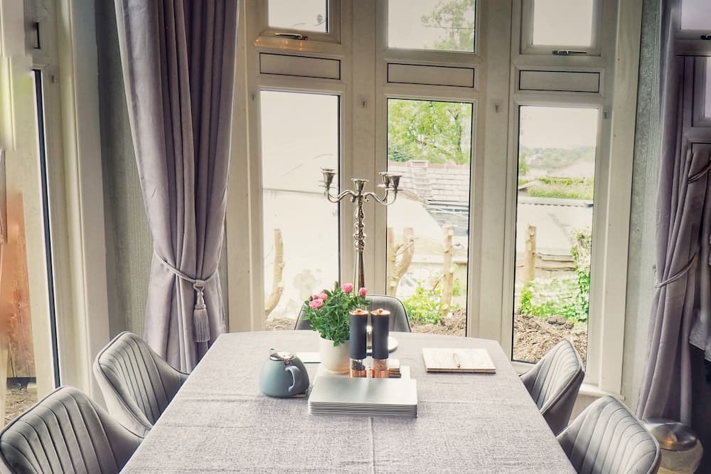 Photo of Livingroom in Barnoldswick