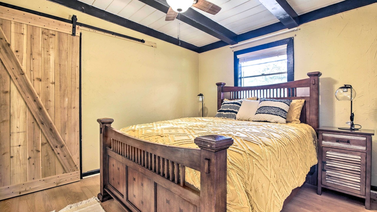 Photo of Bedroom in Granite Shoals
