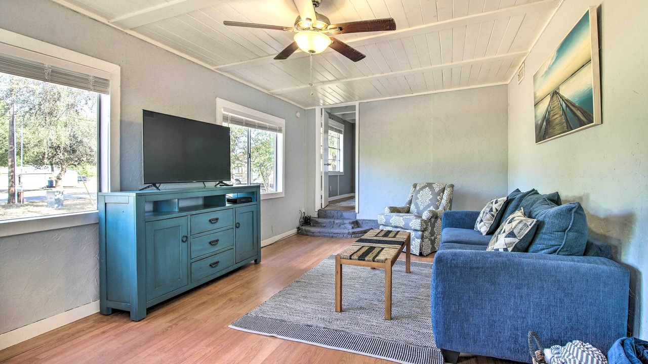 Photo of Livingroom in Granite Shoals